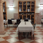 Photo n°7 de l'avis de Gupta.S fait le 24/02/2024 à 09:56 sur le  Greppia à Verona