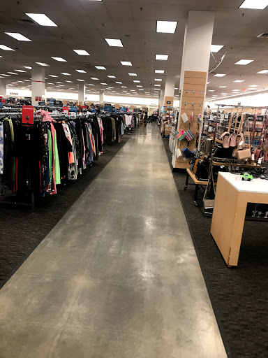 Department Store «Nordstrom Rack White Plains», reviews and photos, 3 City Pl, White Plains, NY 10601, USA