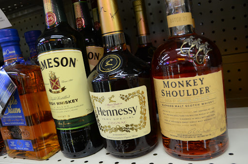 Liquor Store «Village Liquors», reviews and photos, 84 S Main St, Sugar Grove, IL 60554, USA