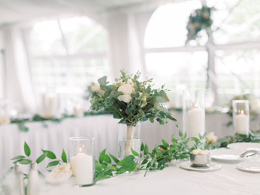 Florist «Carousel Flowers by Shamrock Garden Florist», reviews and photos, 527 S York St, Elmhurst, IL 60126, USA