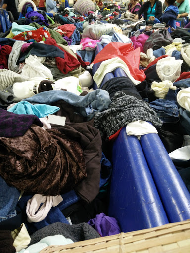 Outlet Store «Goodwill Outlet», reviews and photos