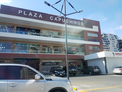 Plaza Capuchinos