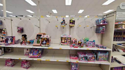 Department Store «Target», reviews and photos, 1 Hawes Way, Stoughton, MA 02072, USA