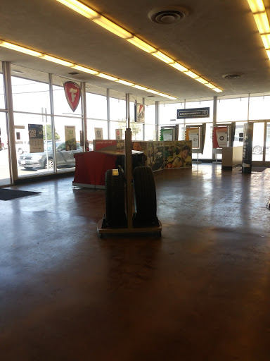 Tire Shop «Firestone Complete Auto Care», reviews and photos, 10141 Balboa Blvd, Northridge, CA 91325, USA