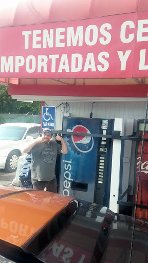 Liquor Store «D & N Liquor Store», reviews and photos, 2702 W Morris St, Indianapolis, IN 46221, USA