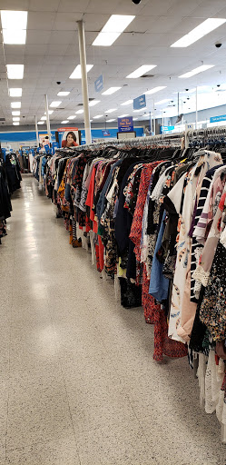 Clothing Store «Ross Dress for Less», reviews and photos, 5635 Woodruff Ave, Lakewood, CA 90713, USA