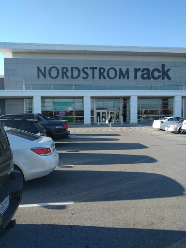Department Store «Nordstrom Rack Rivers Edge Shopping Center», reviews and photos, 4036 E 82nd St, Indianapolis, IN 46250, USA