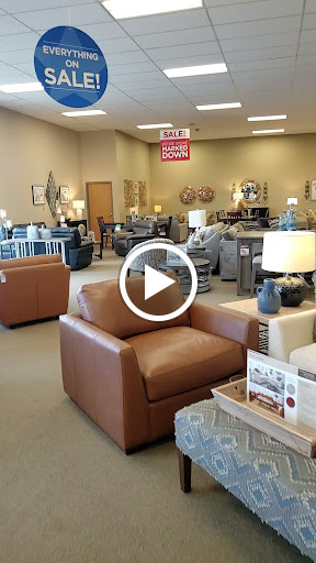 Furniture Store «Raymour & Flanigan Furniture and Mattress Store», reviews and photos, 3430 Erie Blvd E, Syracuse, NY 13214, USA