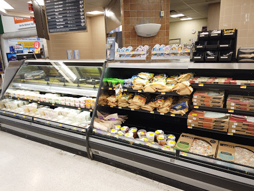 Department Store «Walmart Supercenter», reviews and photos, 235 E Dorset Dr, Dixon, CA 95620, USA