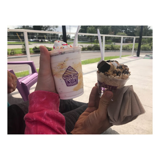 Ice Cream Shop «Twistee Treat Pinellas Park», reviews and photos, 4556 Mainlands Blvd W, Pinellas Park, FL 33782, USA