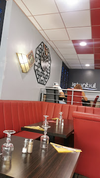 Atmosphère du Restaurant turc Grill Istanbul Restaurant Traditionnel Turque à Boulogne-sur-Mer - n°4
