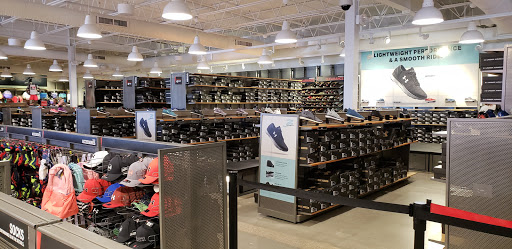 Clothing Store «Under Armour Factory House», reviews and photos, 36698 Bayside Outlet Dr #610, Rehoboth Beach, DE 19971, USA