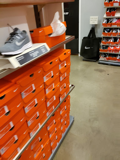 Sporting Goods Store «Nike Factory Store», reviews and photos, 1622 Galleria Blvd, Brentwood, TN 37027, USA