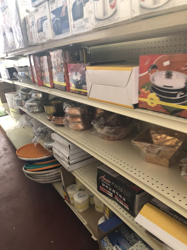 Grocery Store «Namaste Market», reviews and photos, 212 E Cuyahoga Falls Ave, Akron, OH 44310, USA