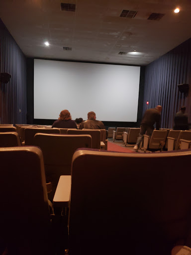 Movie Theater «Countryside Cinema», reviews and photos, 755 Cinema Ct, Kernersville, NC 27284, USA