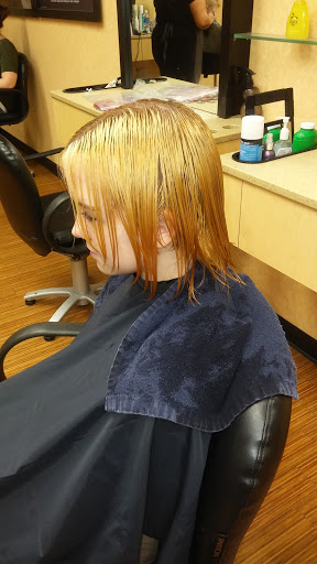 Hair Salon «SmartStyle Hair Salon», reviews and photos, 2793 Taylor Rd, Reynoldsburg, OH 43068, USA