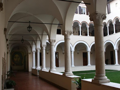 Accademia Internazionale della Chitarra di Brescia Contrada San Giovanni, 25122 Brescia BS, Italia