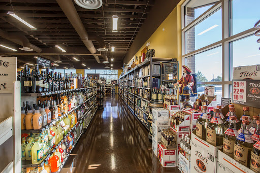 Liquor Store «Pour Vous Wine Spirits & Beer», reviews and photos, 263 Indian Lake Blvd, Hendersonville, TN 37075, USA