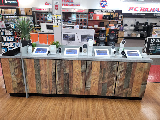 Appliance Store «P.C. Richard & Son», reviews and photos, 136 Elm St, Enfield, CT 06082, USA