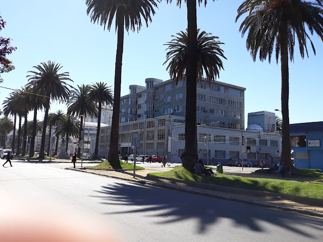 Escuela de Ingeniería Industrial PUCV - Valparaíso