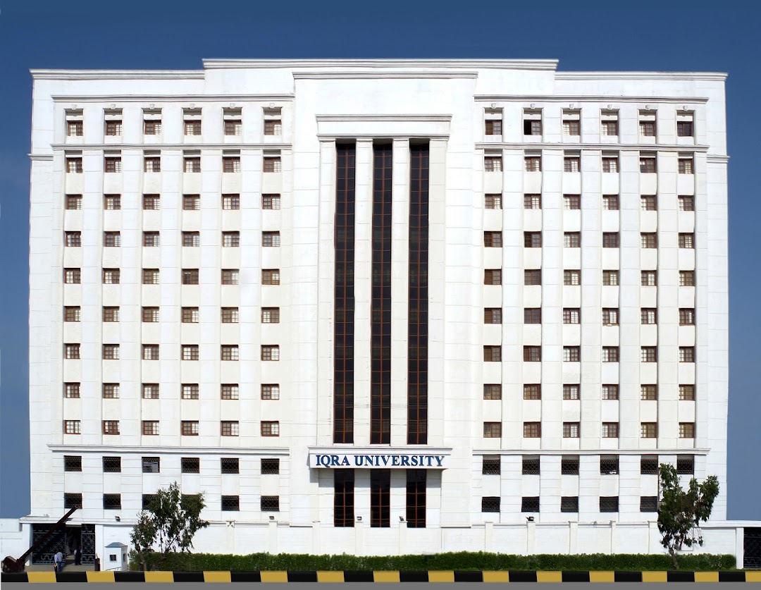 iqra-university-main-campus-in-the-city-karachi