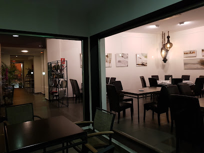 Restaurante Casa Dirección - Av. de la Constitución, 98, 21600 Valverde del Camino, Huelva, Spain