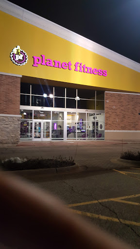 Shopping Mall «The Shops at Fox River», reviews and photos, 3340 Shoppers Dr, McHenry, IL 60051, USA