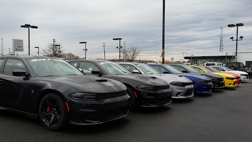 Car Dealer «Safford Chrysler Jeep Dodge Of Fredericksburg», reviews and photos, 5202 Jefferson Davis Hwy, Fredericksburg, VA 22408, USA