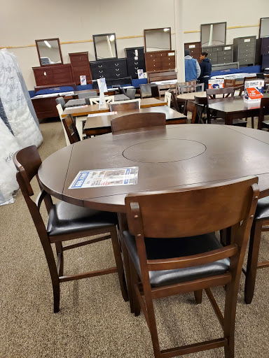 Furniture Store «American Freight Furniture and Mattress», reviews and photos, 5615 38th St Unit A, Indianapolis, IN 46254, USA