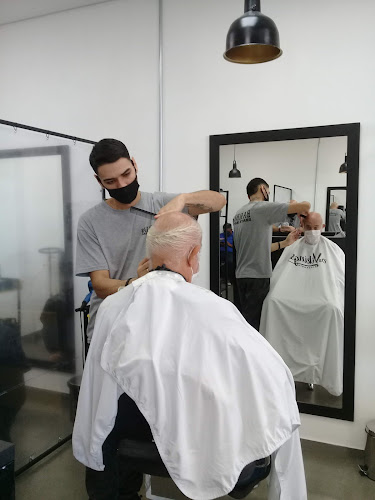 Os Vikings Barber Shop - Barbearia
