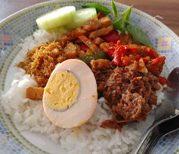 Warung Makan Bu’ Mi Gedeg photo