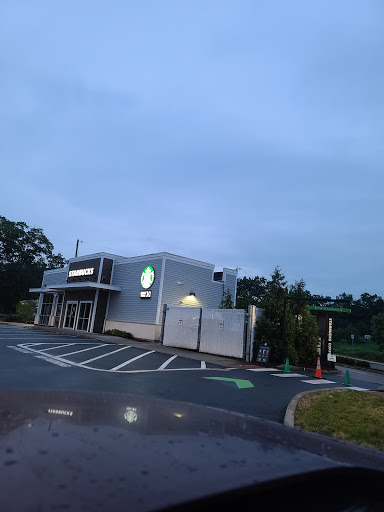 Coffee Shop «Starbucks», reviews and photos, 14 Fenn Rd, Newington, CT 06111, USA
