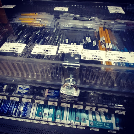 Art Supply Store «Blick Art Materials», reviews and photos, 1574 N Kingsbury St, Chicago, IL 60622, USA