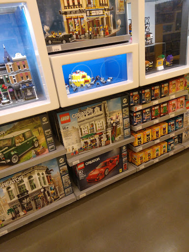 The LEGO® Store Burlington Mall