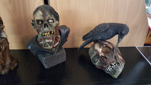 Tobacco Shop «Apparatus Smoke Shop», reviews and photos, 284 Cowesett Ave, West Warwick, RI 02893, USA