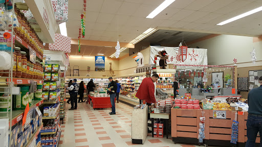 Grocery Store «Market Basket», reviews and photos, 310 Mishawum Rd, Woburn, MA 01801, USA
