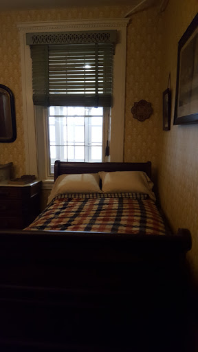 Historical Landmark «Petersen House», reviews and photos, 516 10th St NW, Washington, DC 20004, USA