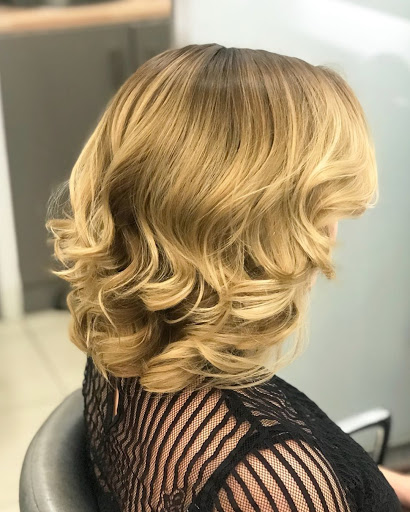 Blow Salons (Leeson Street Upper) in Dublin 4, Co. Dublin
