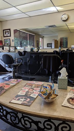 Beauty Salon «Solos Salon», reviews and photos, 695 SW 15th St, Corvallis, OR 97333, USA