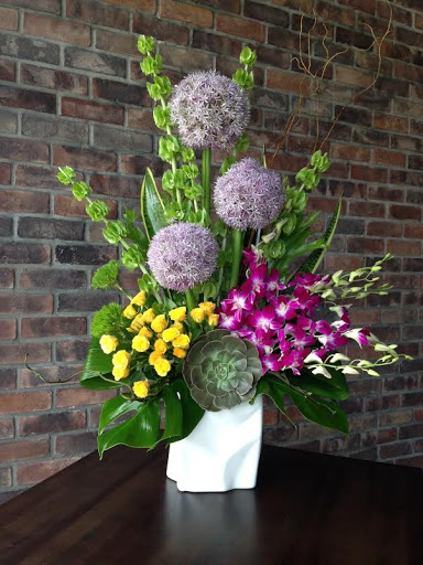 Florist «La Fleur Florals and Events», reviews and photos, 2047 Wilton Dr, Wilton Manors, FL 33305, USA