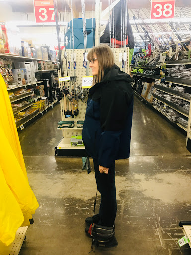 Department Store «Bi-Mart», reviews and photos, 1813 S Molalla Ave, Oregon City, OR 97045, USA