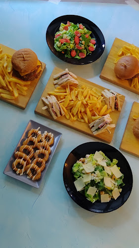 Σχόλια και κριτικές για το Στο ΞΥΛΑΚΙ