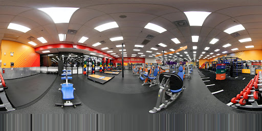 Health Club «Crunch - Greenpoint», reviews and photos, 825 Manhattan Ave, Brooklyn, NY 11222, USA