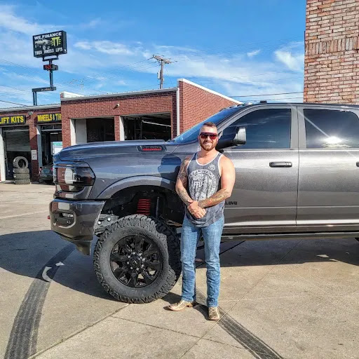 Tire Shop «Texas Tires», reviews and photos, 5407 E Belknap St, Haltom City, TX 76117, USA