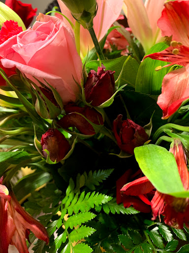 Florist «J C Snyder Florist», reviews and photos, 2900 Greenwood St, Harrisburg, PA 17111, USA