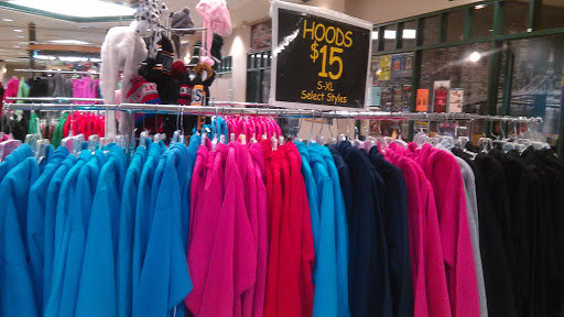 Shopping Mall «Museum Place Mall», reviews and photos, 1 Church St, Salem, MA 01970, USA