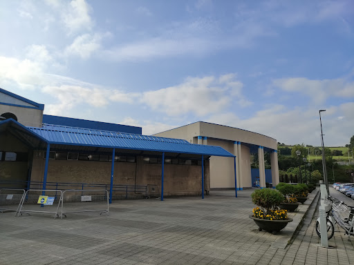 Complejo Deportivo Los Canapés en Aviles, Asturias