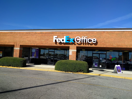 Print Shop «FedEx Office Print & Ship Center», reviews and photos, 2226 Eastern Blvd Suite 7, Montgomery, AL 36117, USA
