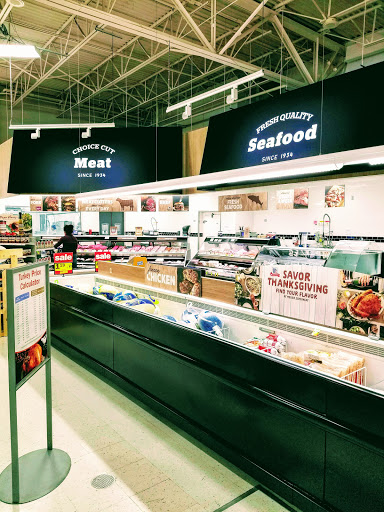 Grocery Store «Meijer», reviews and photos, 4522 Elkhart Rd, Goshen, IN 46526, USA