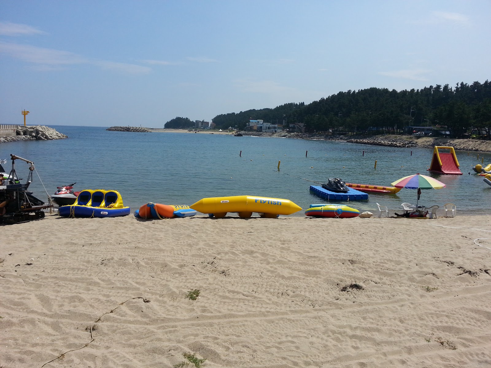 Zdjęcie Pongpyeong Beach - popularne miejsce wśród znawców relaksu